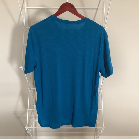 Patagonia Blue Lightweight Tee - Picture 2 of 2